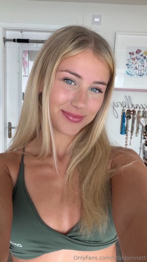 lylahbennett Photo #9