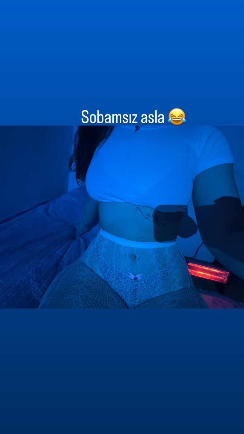 1itsmenazli Photo #5