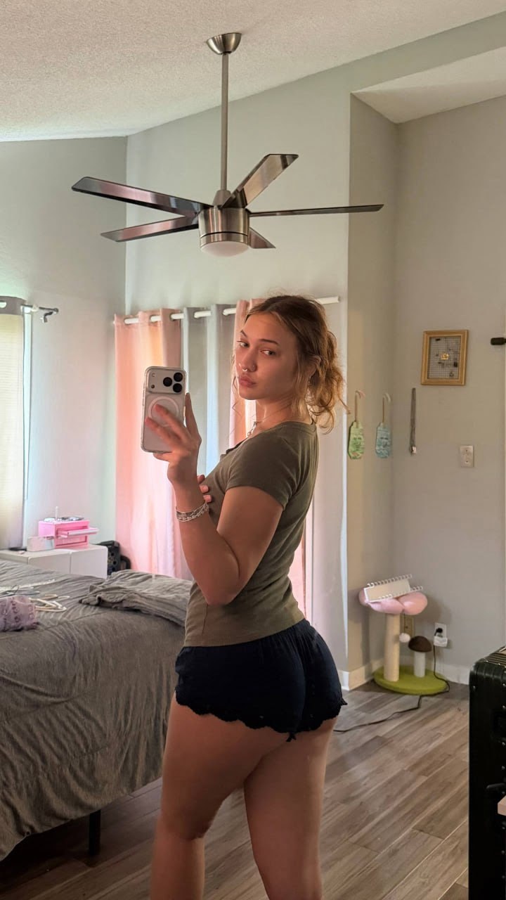 Halia Beamer Photo #68