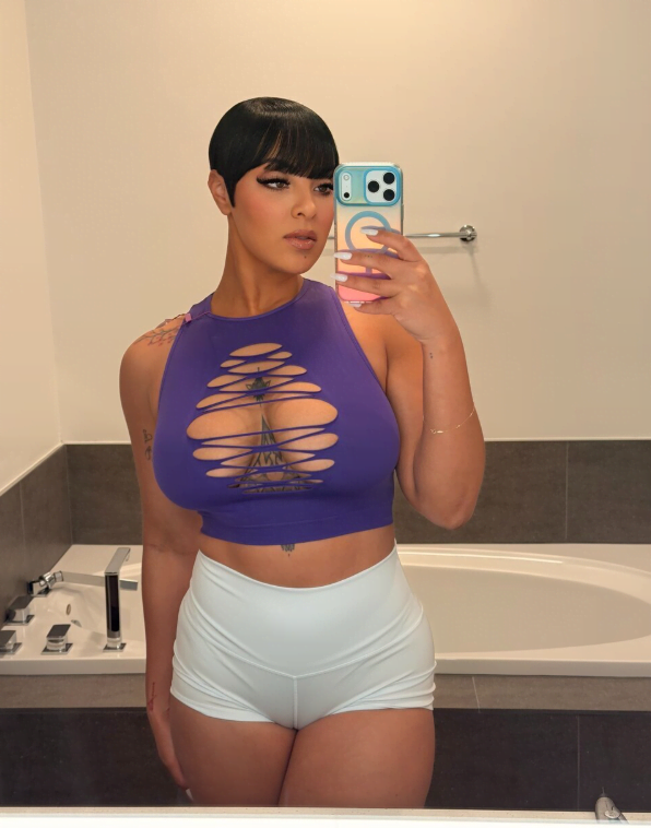 mortalmikasa Photo #28