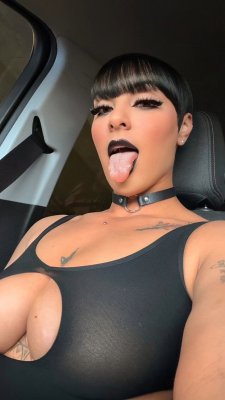 mortalmikasa Photo #36