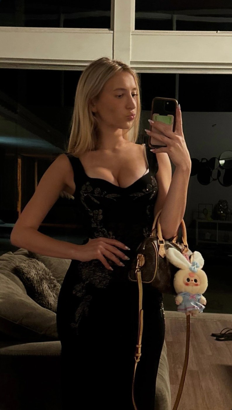 juliakrause14 Photo #3