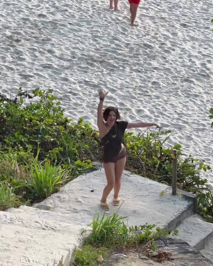 Leyla Afshonkar Photo #5