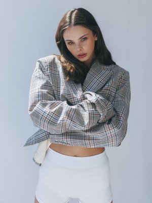 Meika Woollard Photo #79