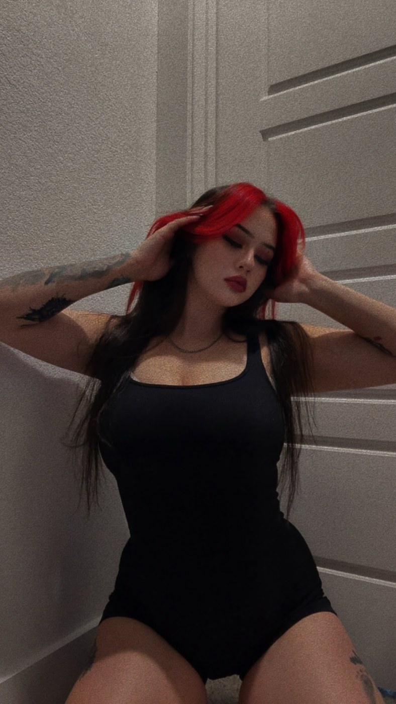 altmistress Photo #11