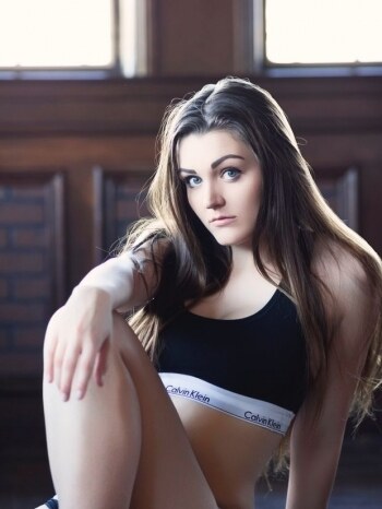 Ally Hardesty Photo #190