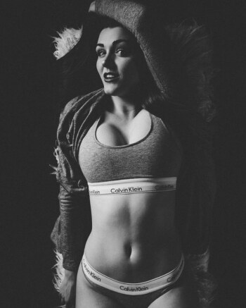 Ally Hardesty Photo #205