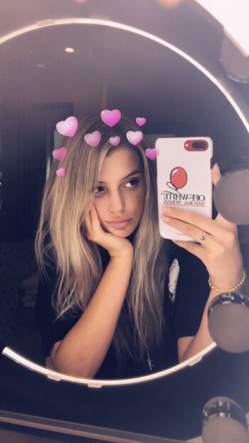 Alissa Violet Photo #20