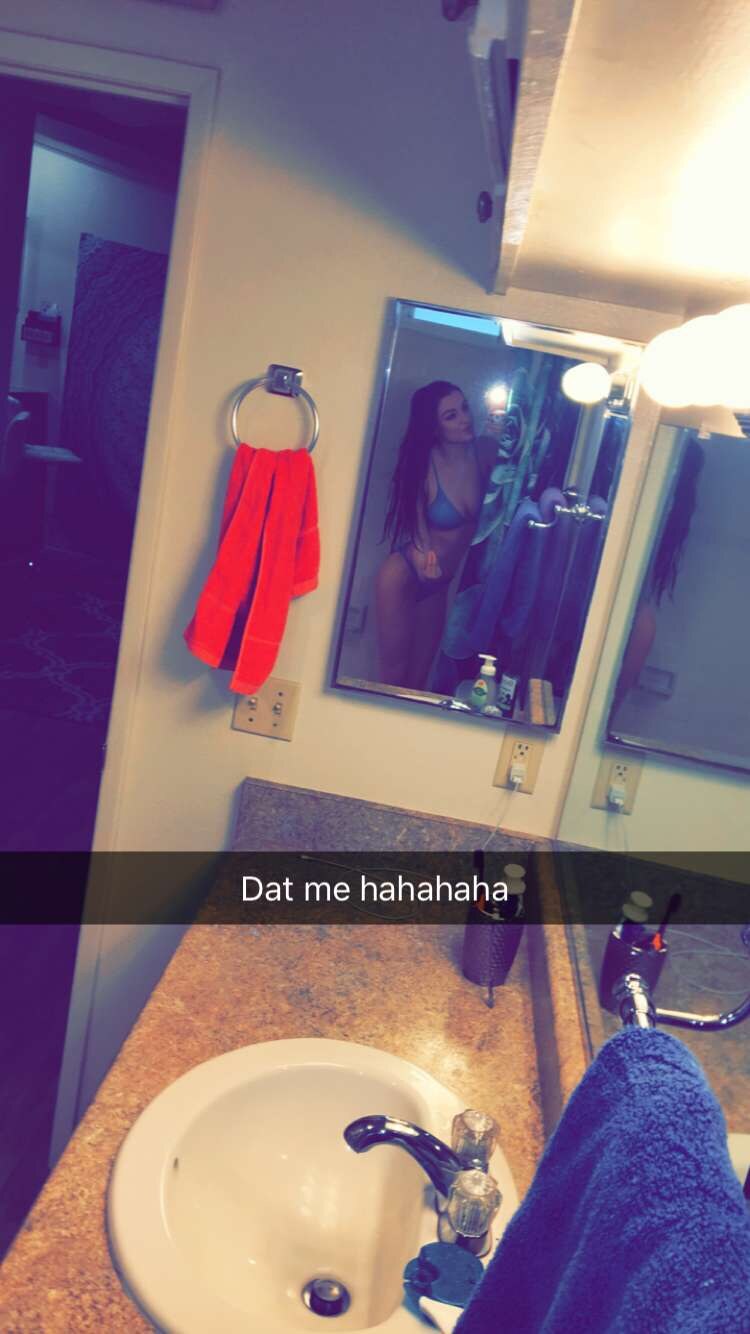 Ally Hardesty Photo #98