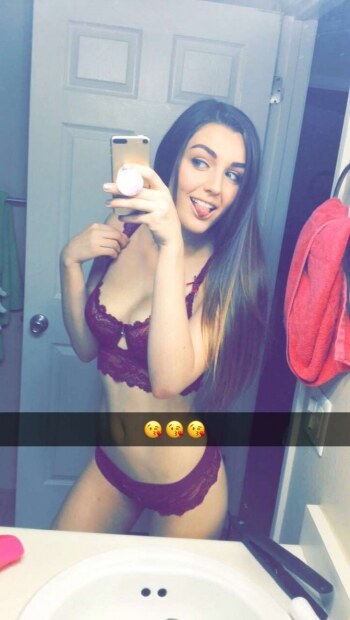 Ally Hardesty Photo #73