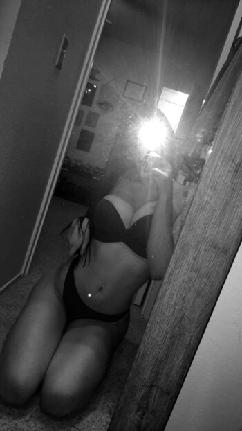 Ally Hardesty Photo #74