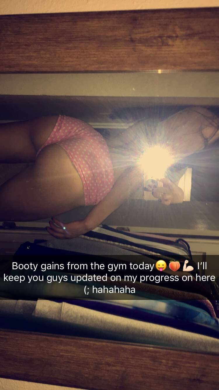 Ally Hardesty Photo #130