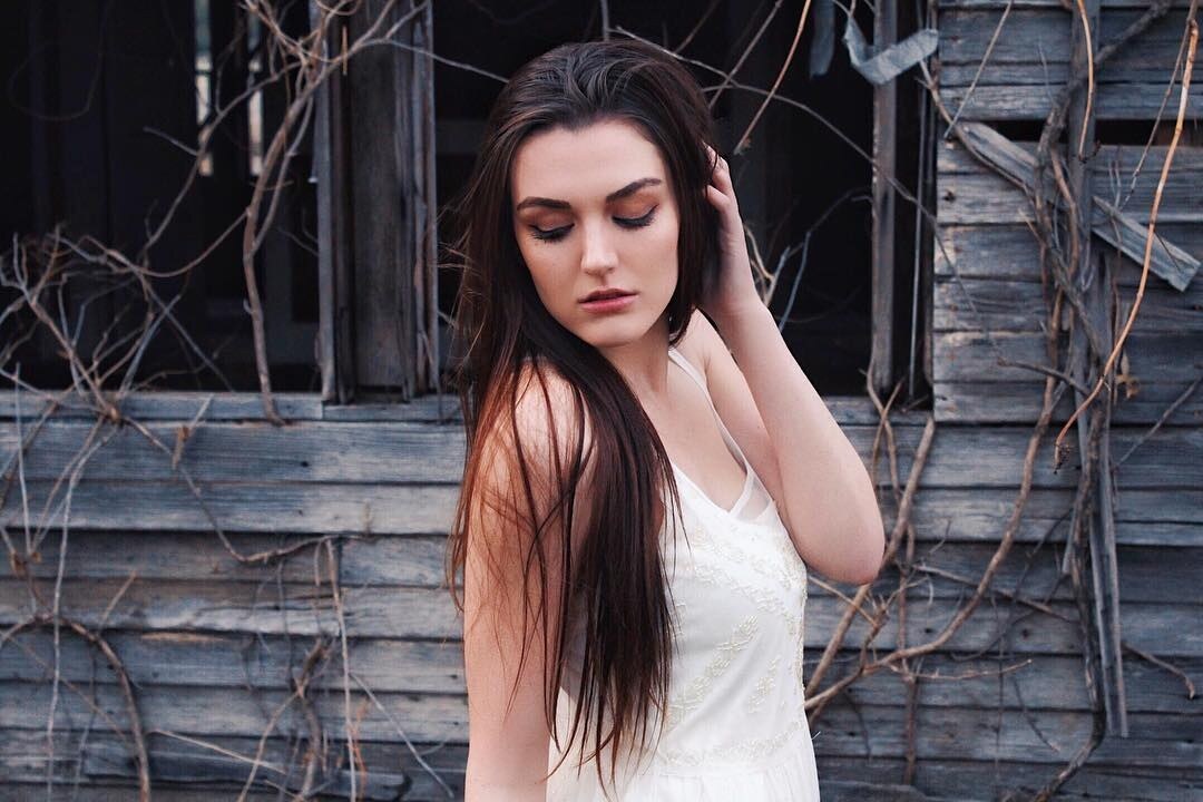 Ally Hardesty Photo #156