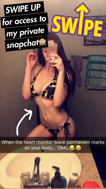 Ally Hardesty Photo #177