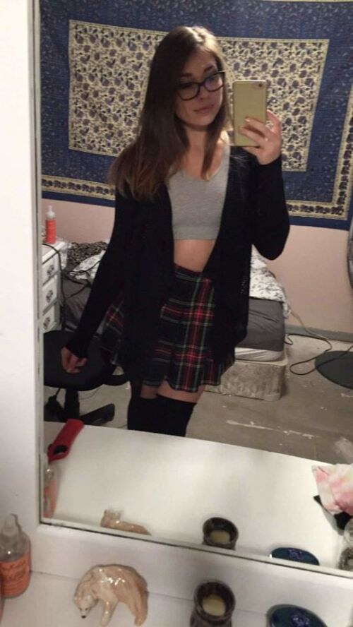 Erin Ashford Photo #114