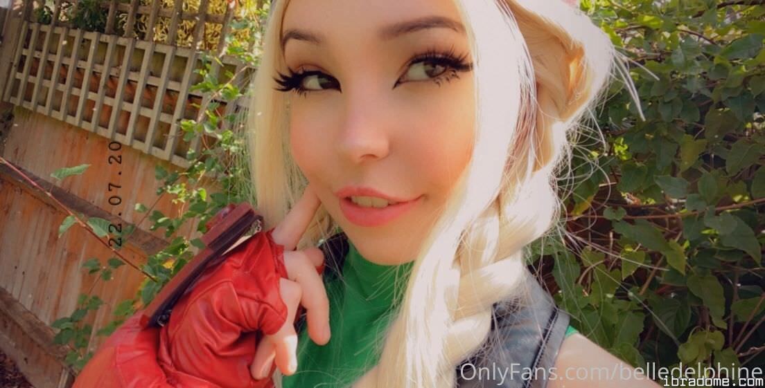 Belle Delphine Photo #1718