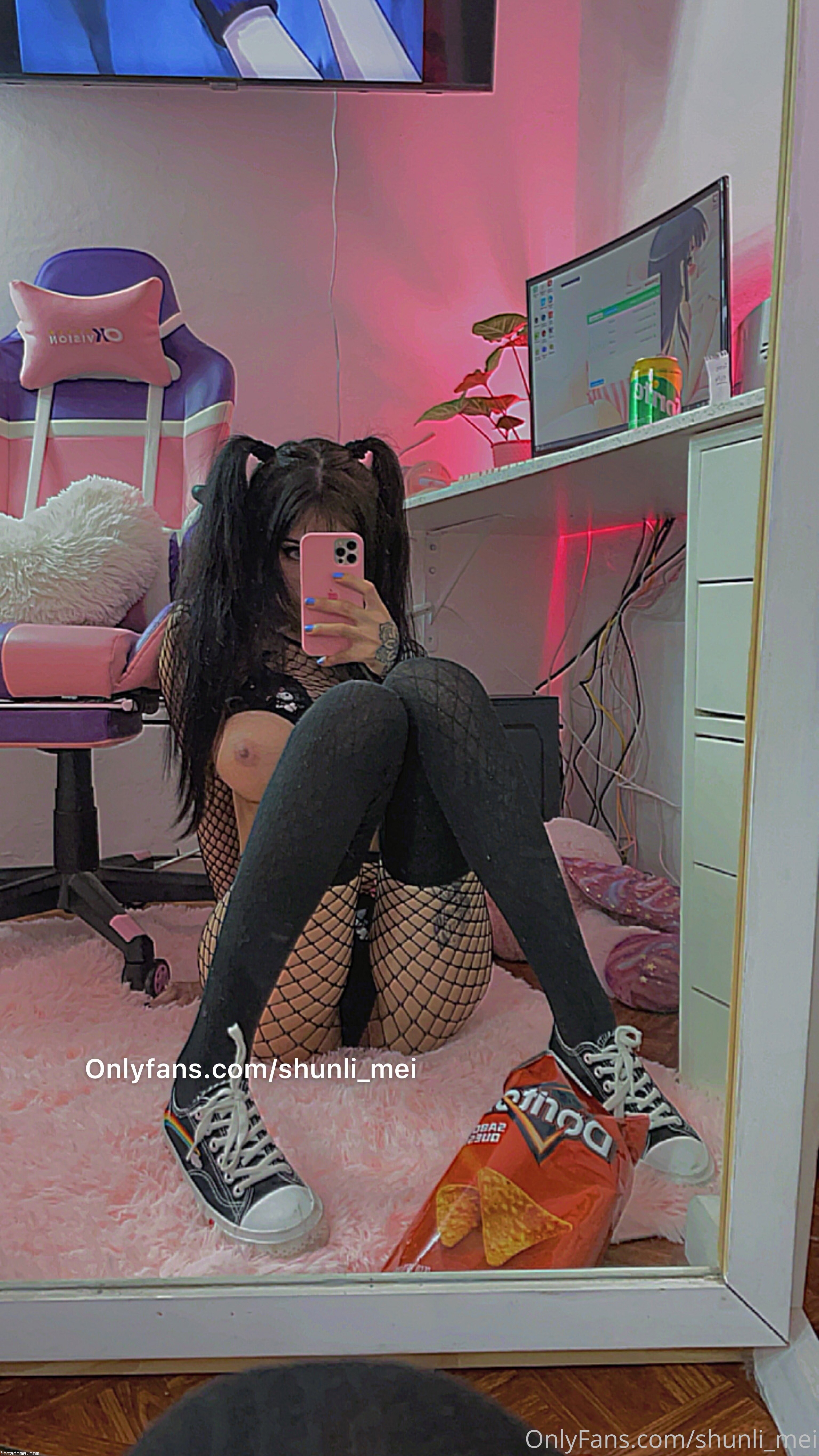 Shunli Mei Photo #376