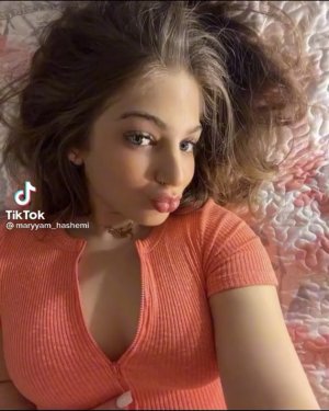 Hashemi Sisters Photo #37