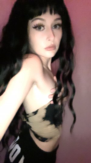 Danni Rivers Photo #19