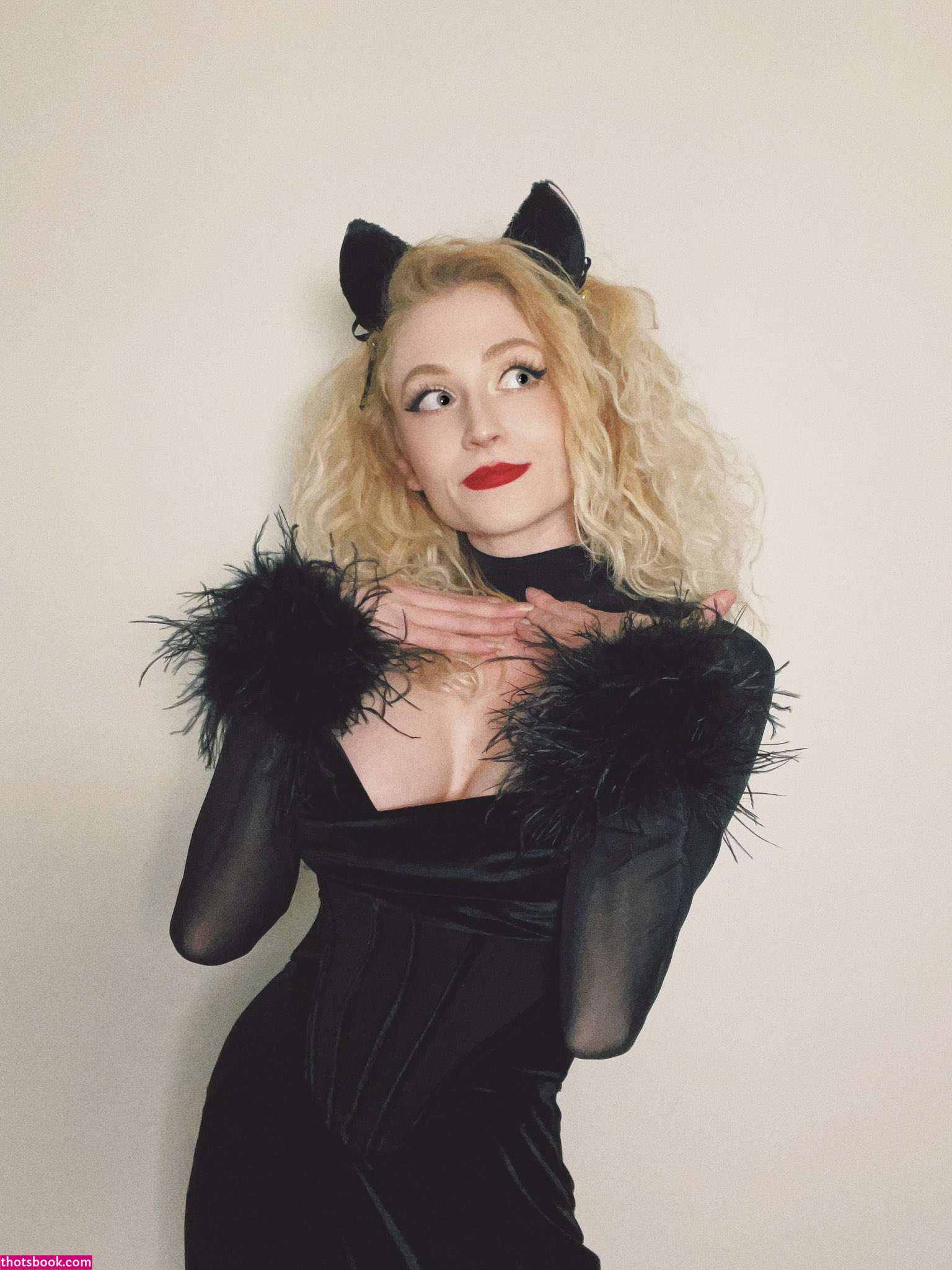 Janet Devlin Photo #14