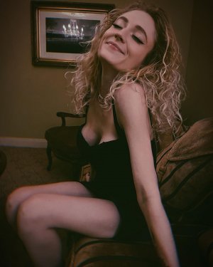 Janet Devlin Post #3