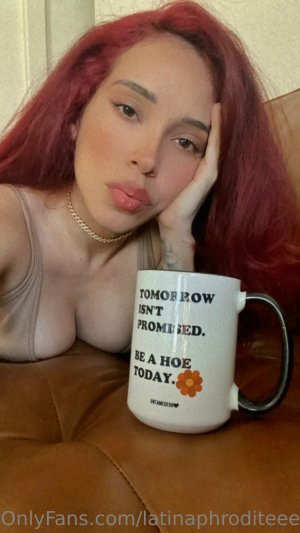 Latinaphroditeee Photo #44