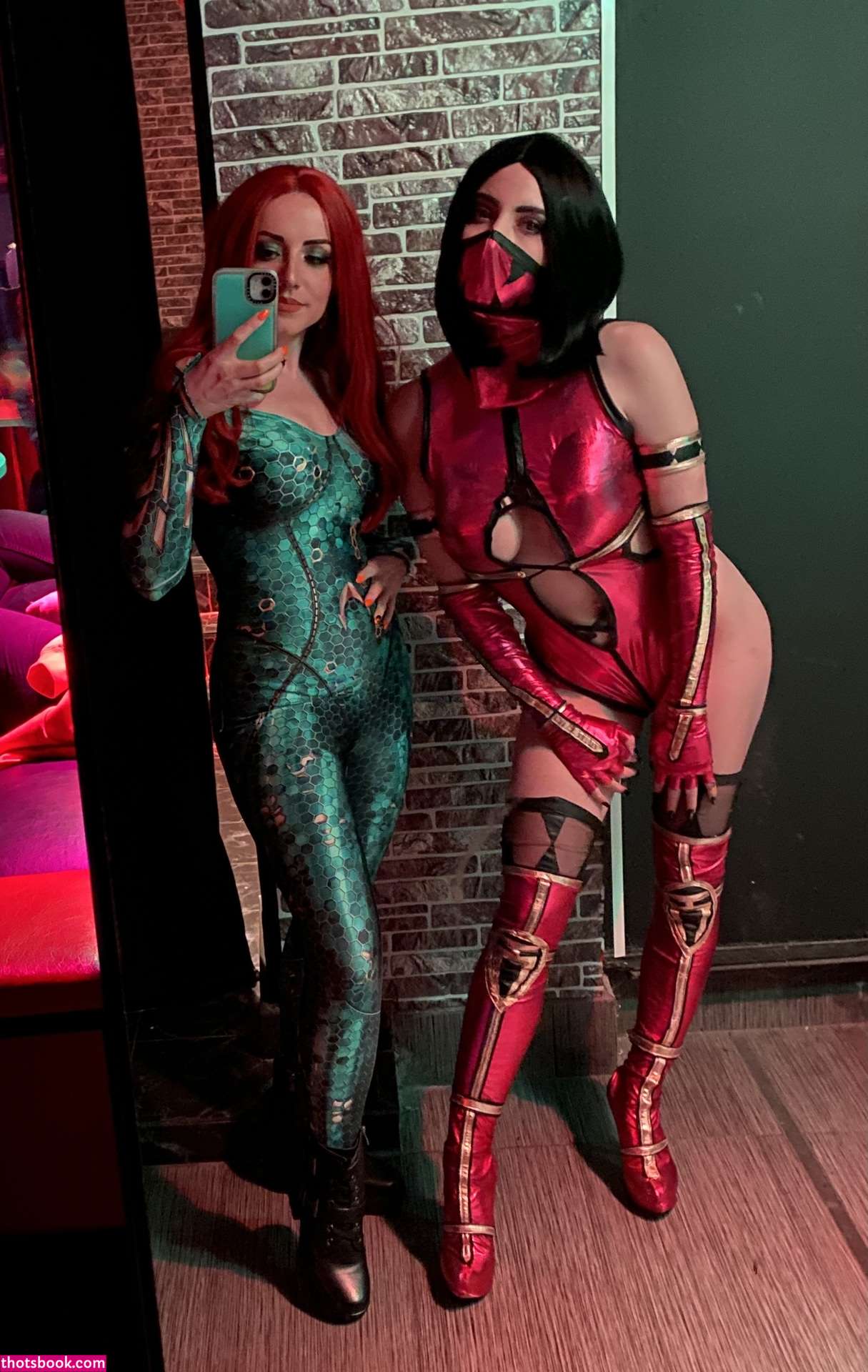 Athena Cosplay Photo #9