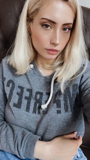 Athena Cosplay Photo #25