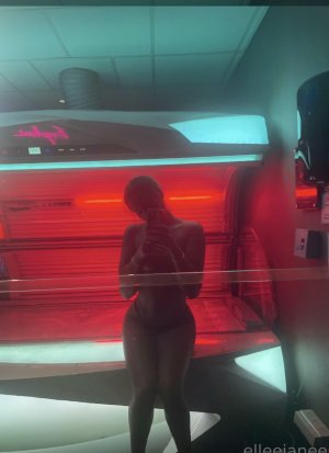 Ellamurrayxx Photo #16