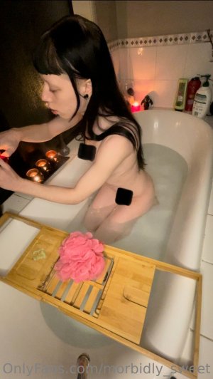 morbidlysweet Photo #21