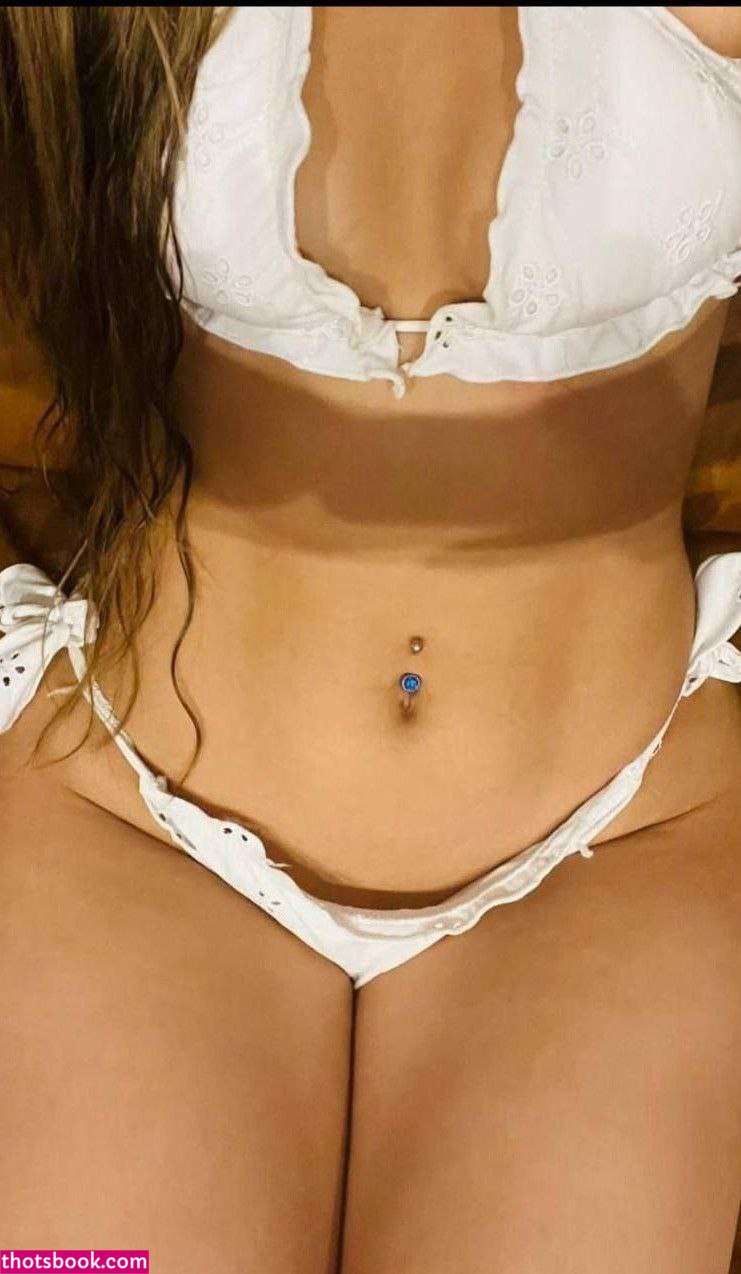 Nsy Solorzano Photo #3