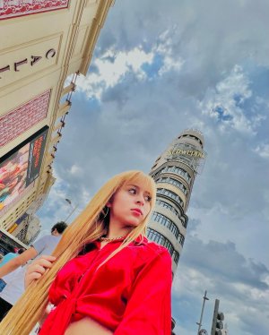 Nsy Solorzano Photo #6