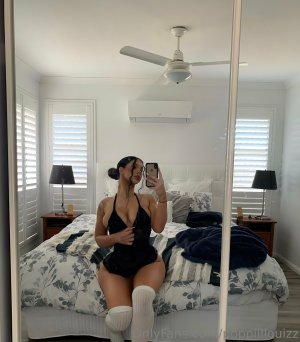 Poppi Louiz Photo #20