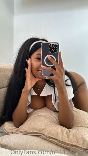 cheergiulia Photo #6