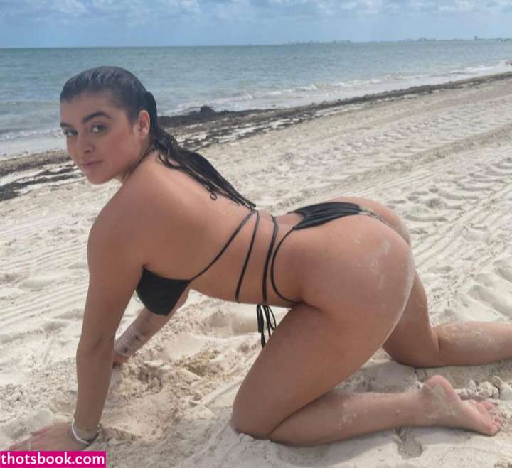 Kalani Hilliker Photo #1