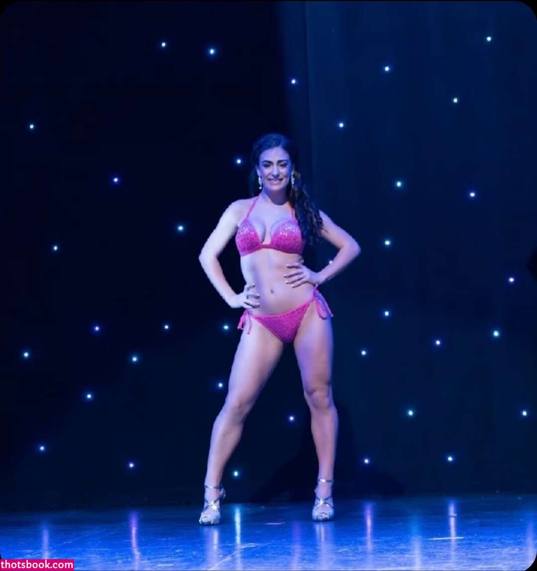 Veronica Correia Photo #3