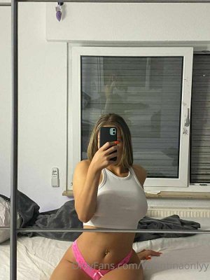 Valentina Santic Photo #42