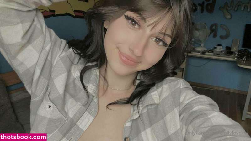 Emilylovexxx Photo #76