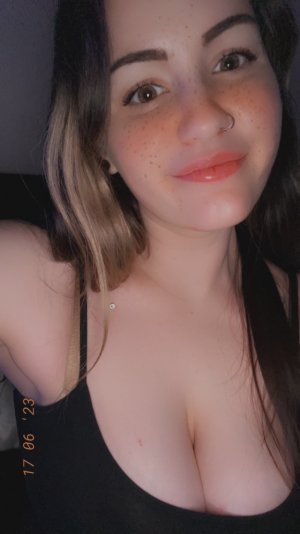 Concealedbones Photo #4