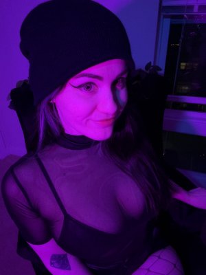 Concealedbones Photo #14