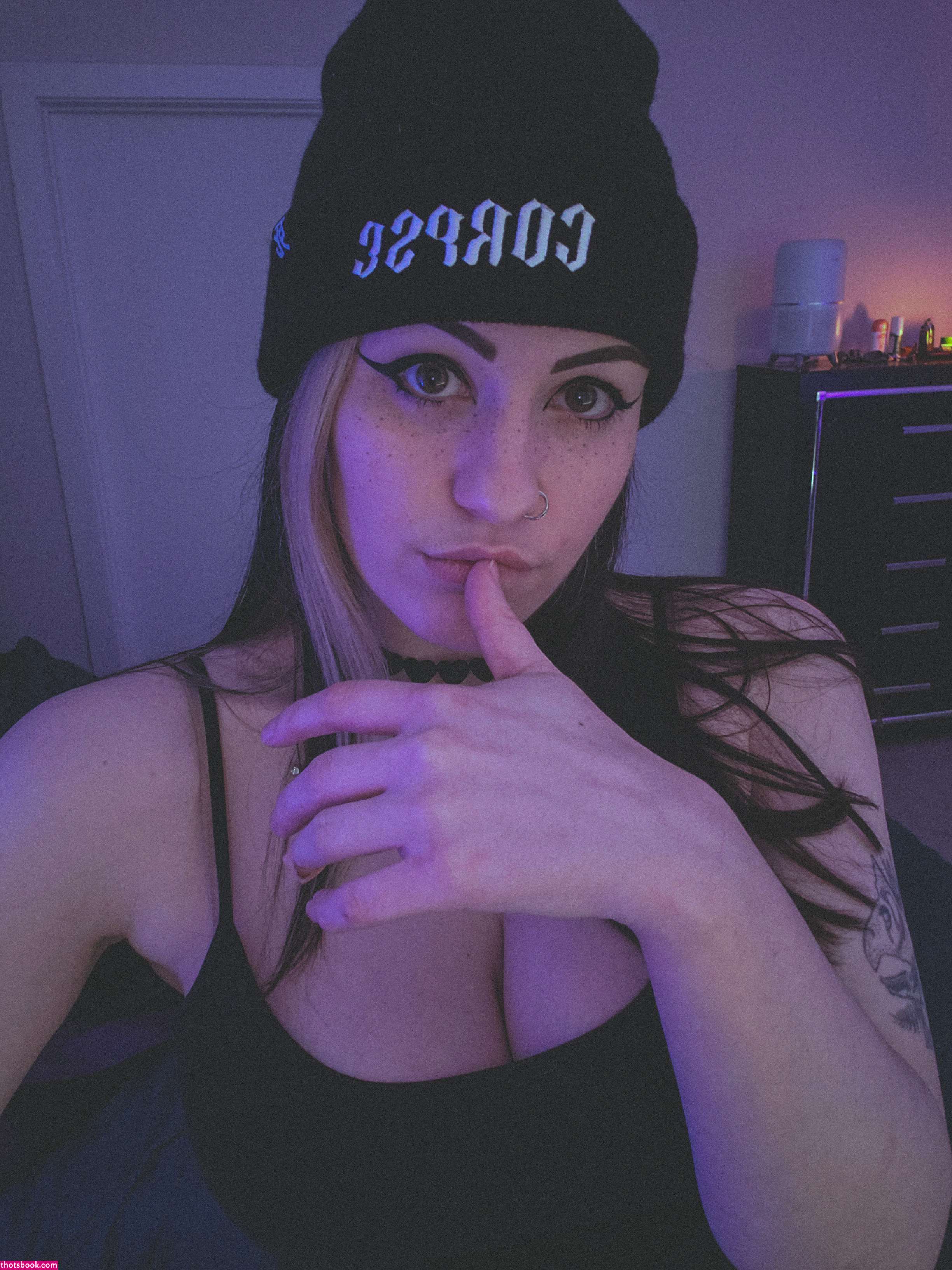 Concealedbones Photo #27