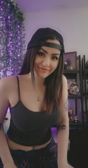 Concealedbones Photo #44