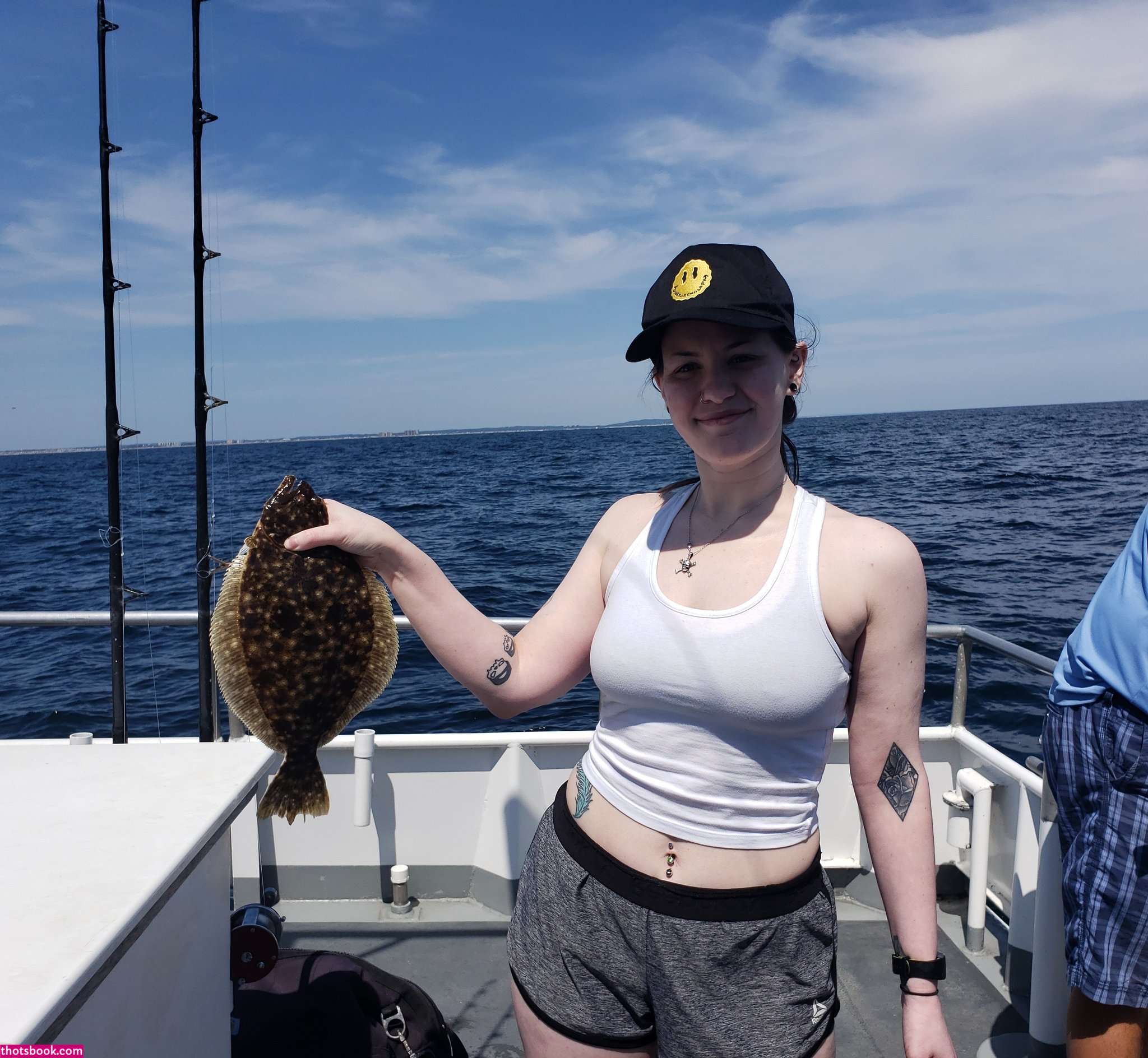 Concealedbones Photo #50