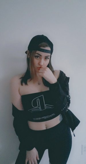 Concealedbones Photo #51