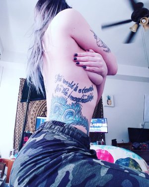 Concealedbones Photo #78