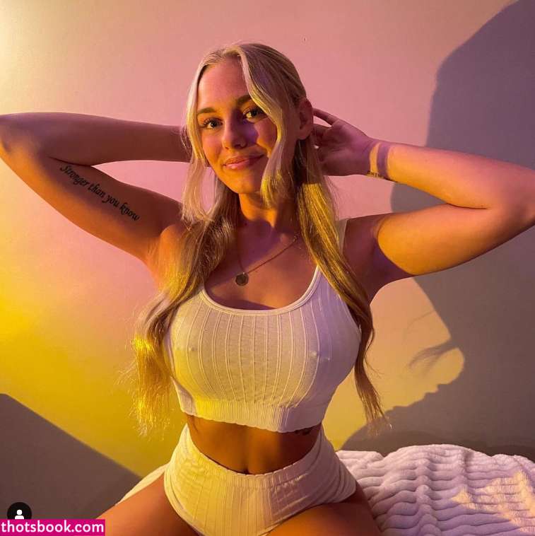 Sophie Riedemann Photo #22