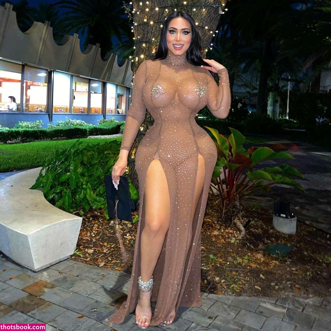 Anel Peralta Photo #37