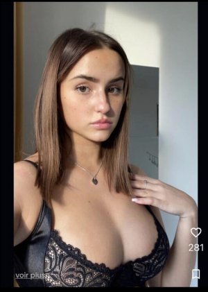 Charlotte Haffner Photo #22