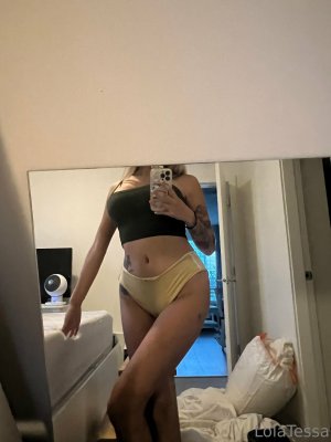 Lola Tessa Photo #24