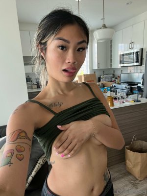 Lola Tessa Photo #31